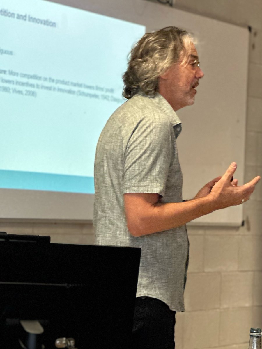 UIB_Business's tweet image. We concluded an October filled with distinguished speakers at our seminars @FEE_UIB :

Dennis Sundvik (@Hanken_fi)
Bruno Cassiman (@KU_Leuven + @iesebschool)
Félix Lopez Iturriaga (@universidaddeva)
József Sákovics (Internal Seminar @UIB_Business )

#researchtime #bigseminars