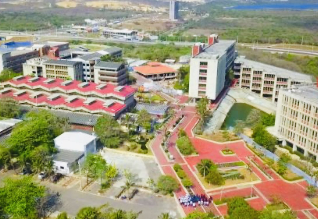 AloCaribe's tweet photo. En #Barranquilla y en todo el Caribe celebramos apertura de facultad de medicina en @udeatlantico. Para 2025 se esperan a estudiantes en el inicio de lo que será el camino hacia la primera cohorte. https://t.co/RJVMD3c239