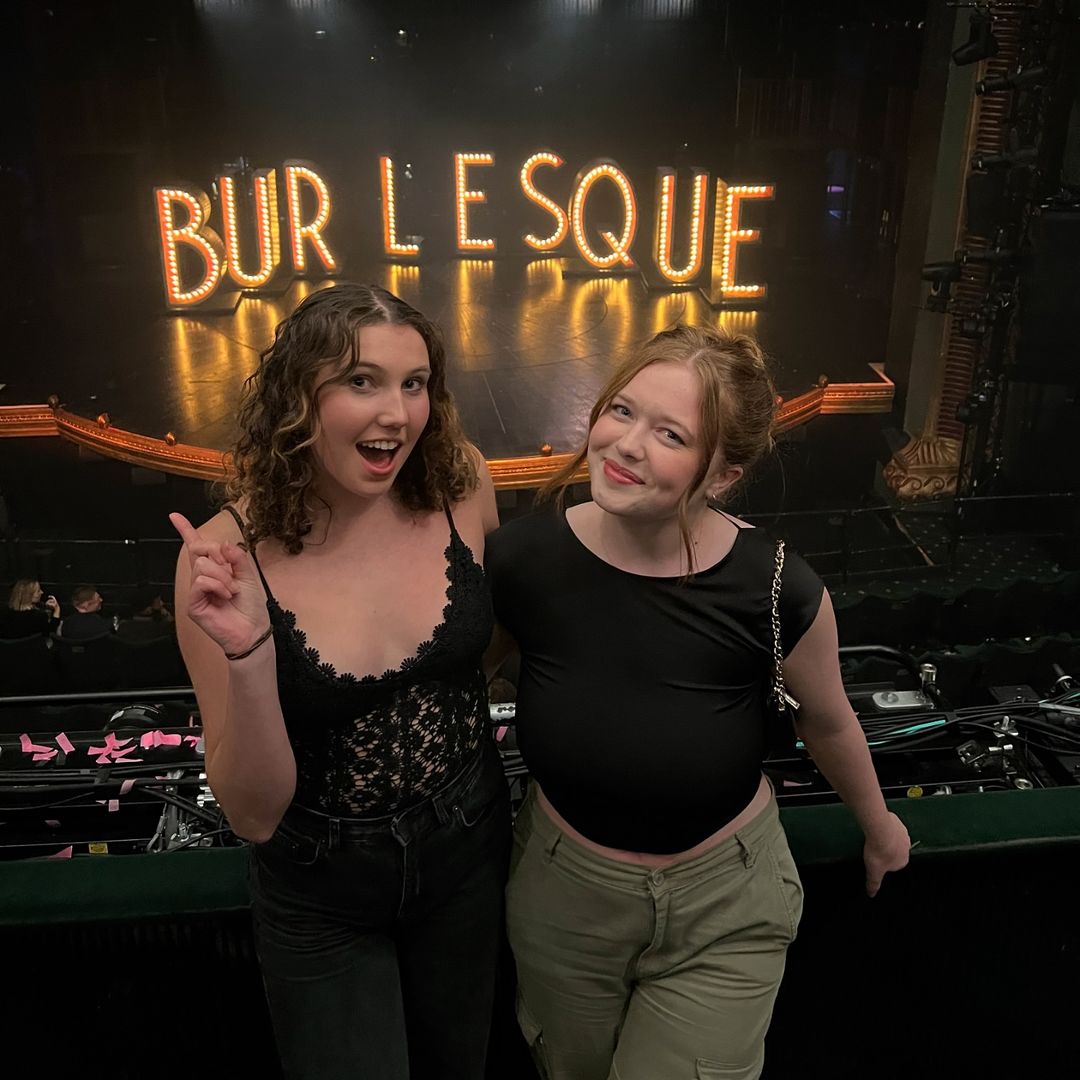 Burlesque The Musical tweet media