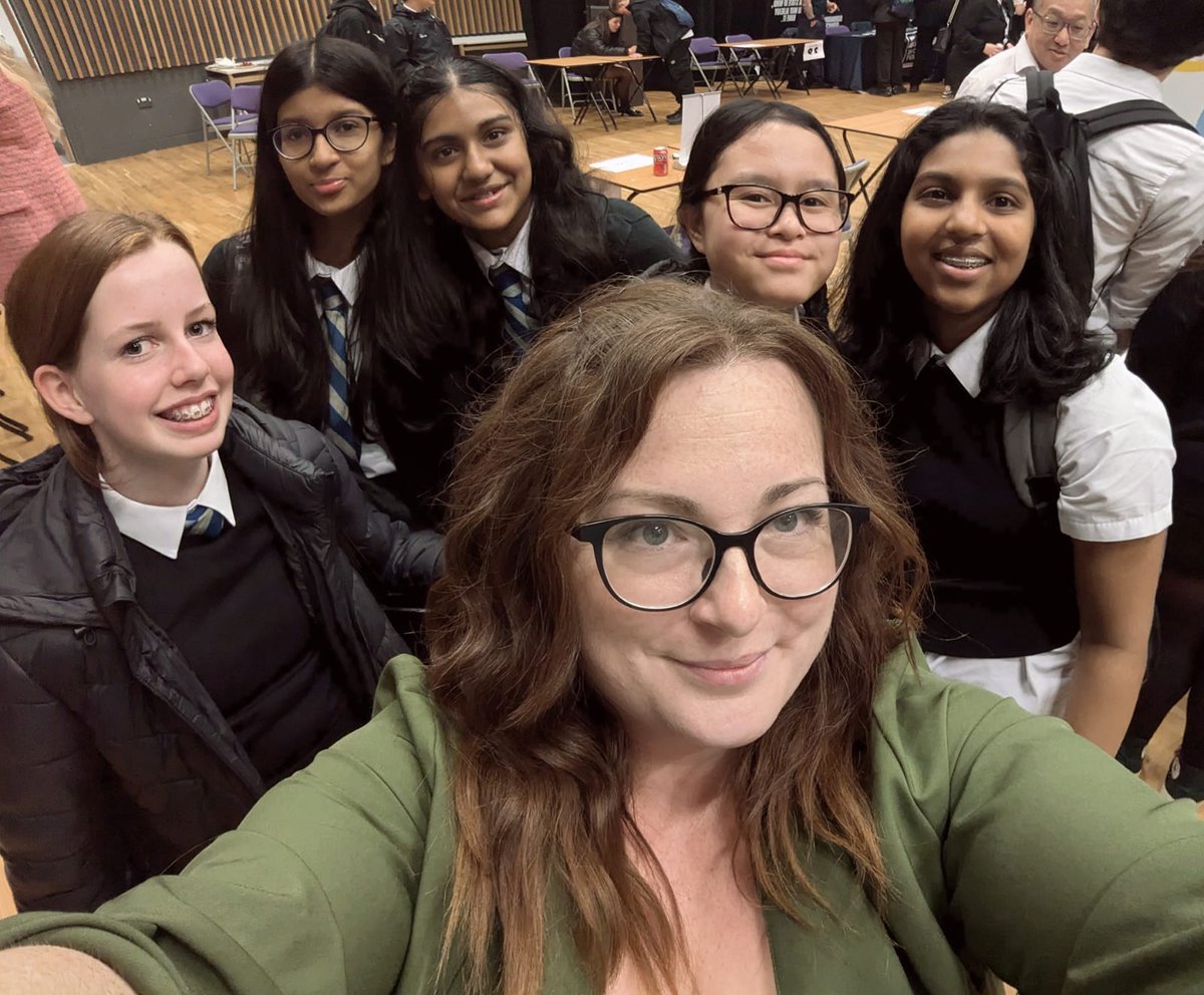 LantraScotland's tweet image. That&apos;s a wrap for Step into #STEM, 12 schools, 400+ young people, it&apos;s been brilliant! Huge thanks to @DYWLED for organising, and all young people who made it such a wonderful experience. #STEMCITYOFGLASGOW #NoTwoDaysTheSame #FridayFeels