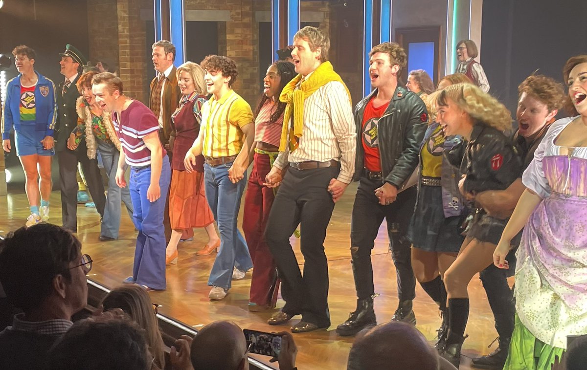 If you haven’t already seen Becoming Nancy you only have a few chances left. I’ve seen it twice and honestly it’s the best new musical I’ve seen in years. Heartfelt, joyous, fantastic cast and wonderful songs. Standing ovation every performance and deservedly so👏
So special ❤️🏳️‍🌈