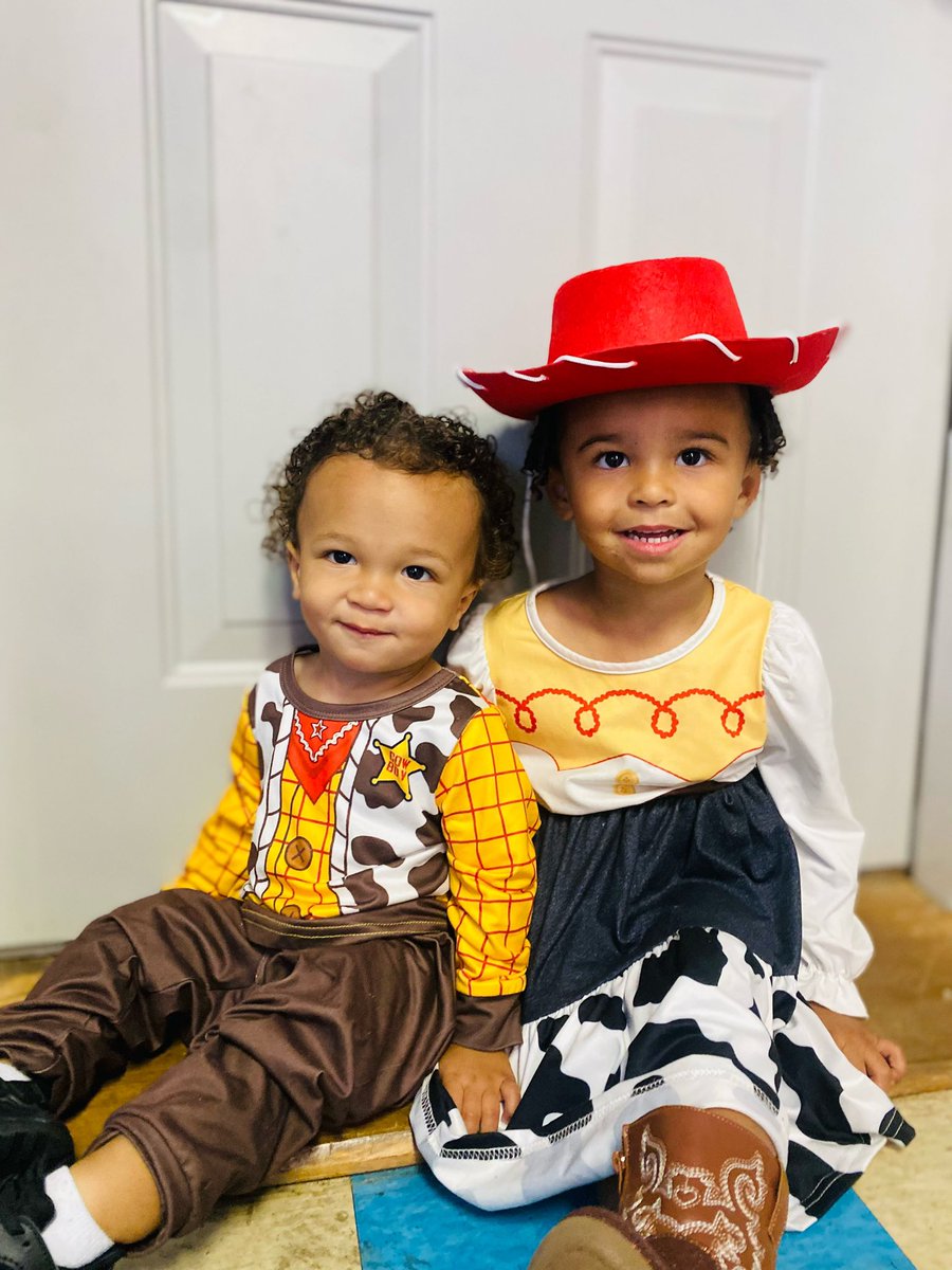 emily sain tweet media