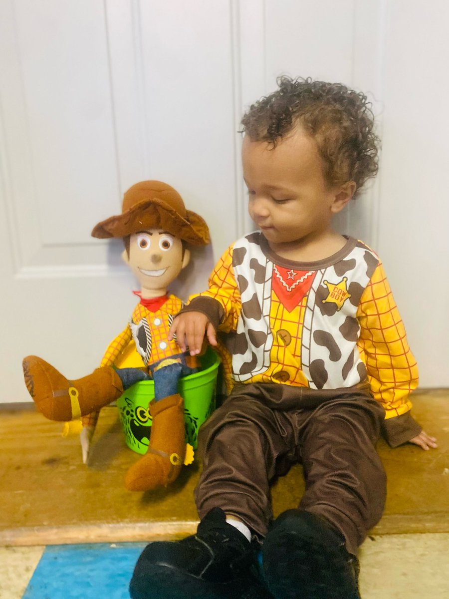 emily sain tweet media