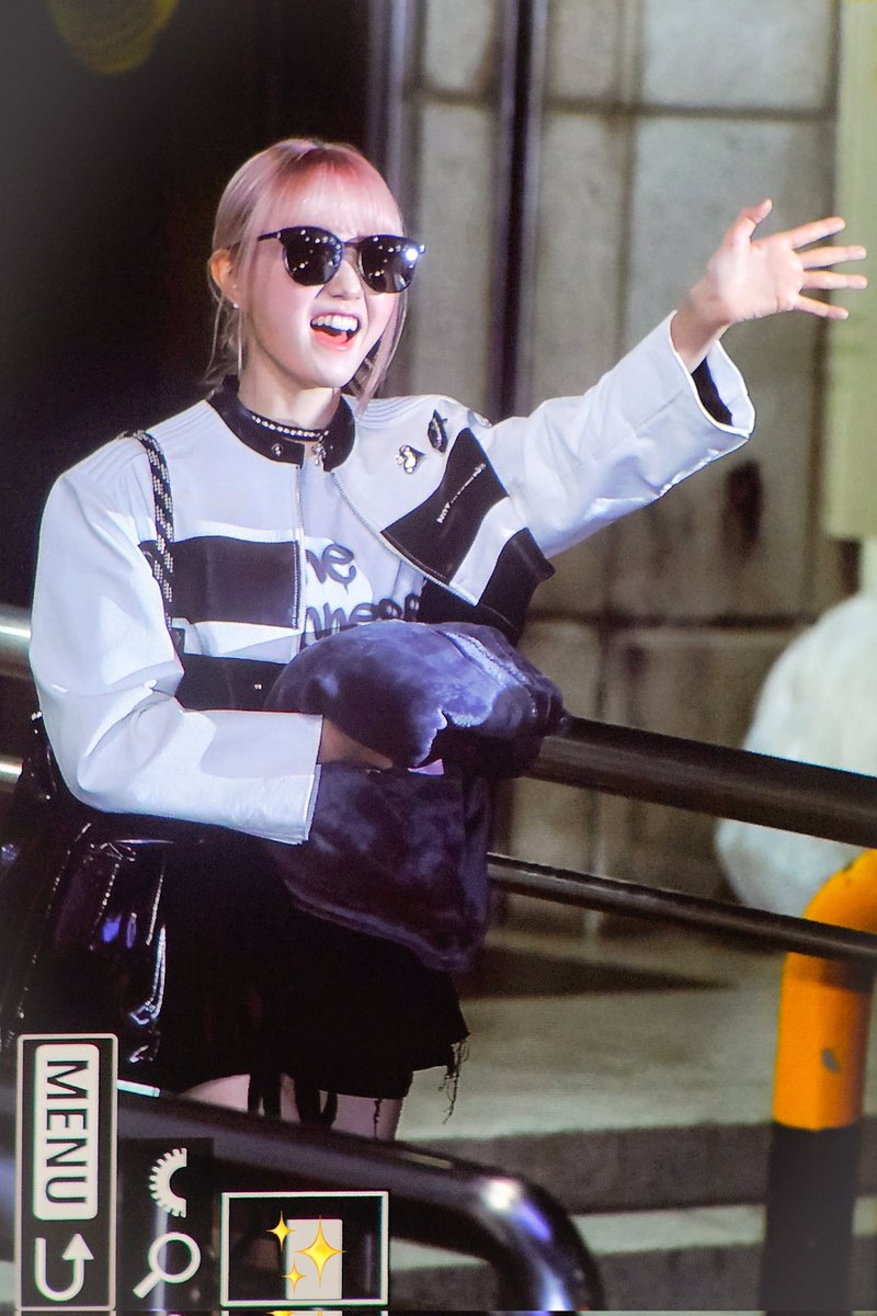 241101 뮤직뱅크 퇴근 

#세이마이네임 #SAYMYNAME 
#히토미 #HITOMI