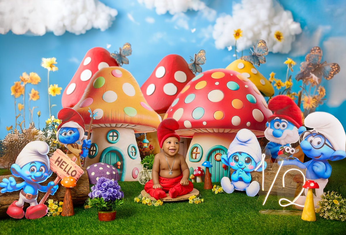 Happy New Month from my 6 month old Pookie❤️