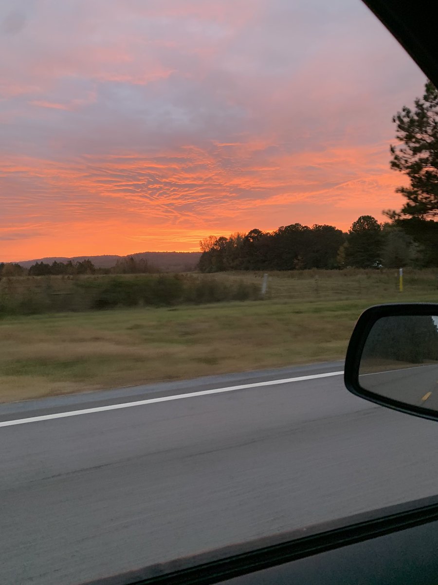 _rebeccabullock's tweet photo. Sunrise this morning in Coosa County  @spann https://t.co/Oi8q0q7yGB