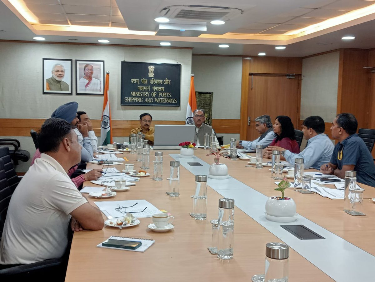 Dr. Abhilaksh Likhi, Union Secretary, DoF, and Shri T.K. Ramachandran, Union Secretary, MoPSW, co-chaired a meeting today exploring avenues for cooperation and convergence in the Sagarmala Project, aiming to strengthen India's blue economy and enhance fisheries infrastructure for