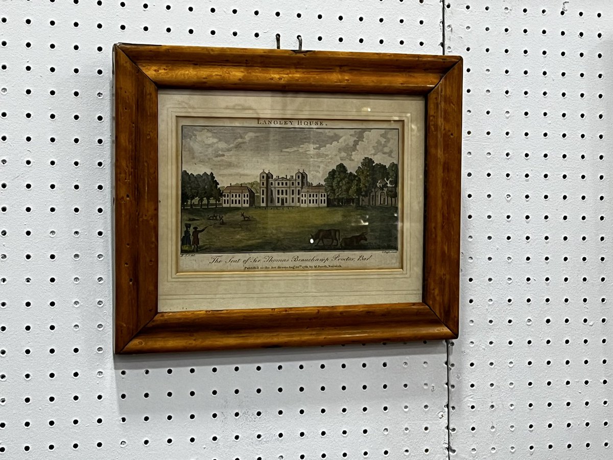 📜 From Auction to the Headmasters Office! 📜 

🔍Check out this remarkable historical image of Langley School, which was acquired at the Lomax Antique Fair. This piece is now proudly displayed; it’s a vibrant reminder of our incredible history.

#LangleySchool <a href="/Lomaxfairs/">Lomax Antiques Fairs</a>