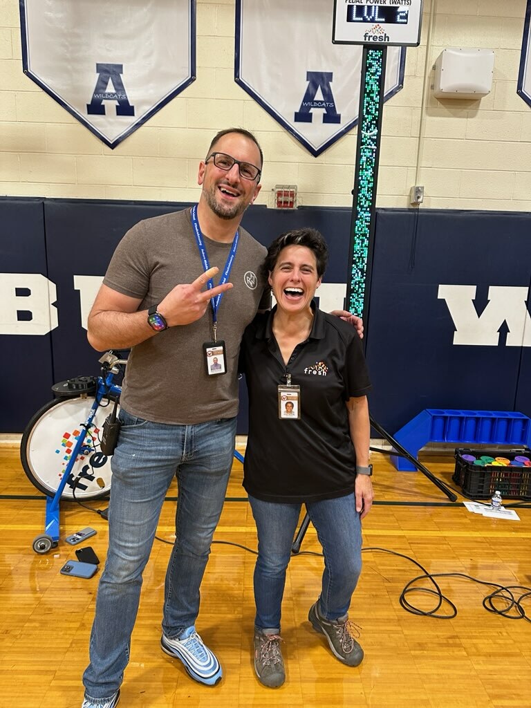 FIT4FCPS1's tweet photo. The FRESH team recently celebrated the end of the first 9 weeks at Auburn Middle School! Our sLEDgehammer bikes continue to be a HUGE hit! 🎉 What a great way to celebrate the @AMSWildcats for all their hard work 🏆 https://t.co/xv1SicKPn7