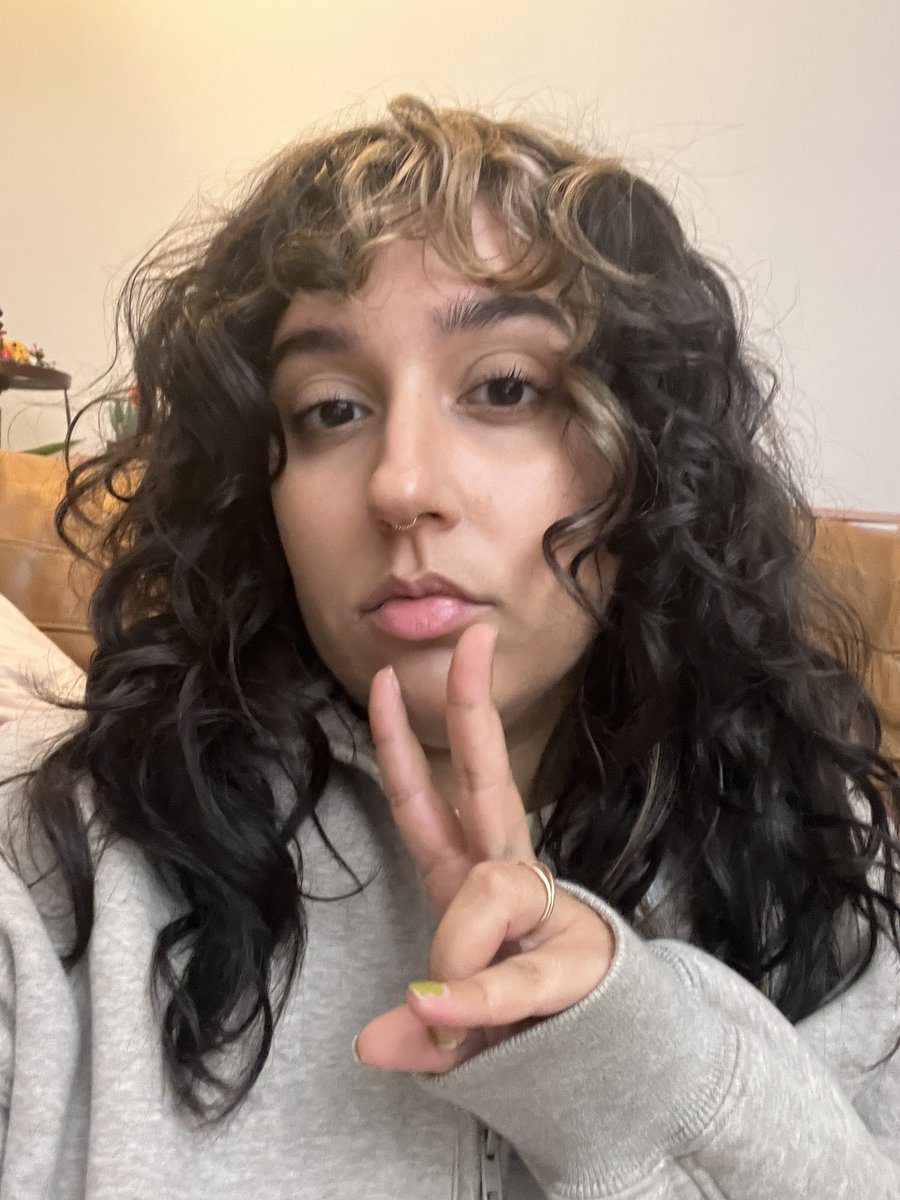 ahhhhhhlexa's tweet photo. insane that I have my dream hair https://t.co/wWxuiewj6e