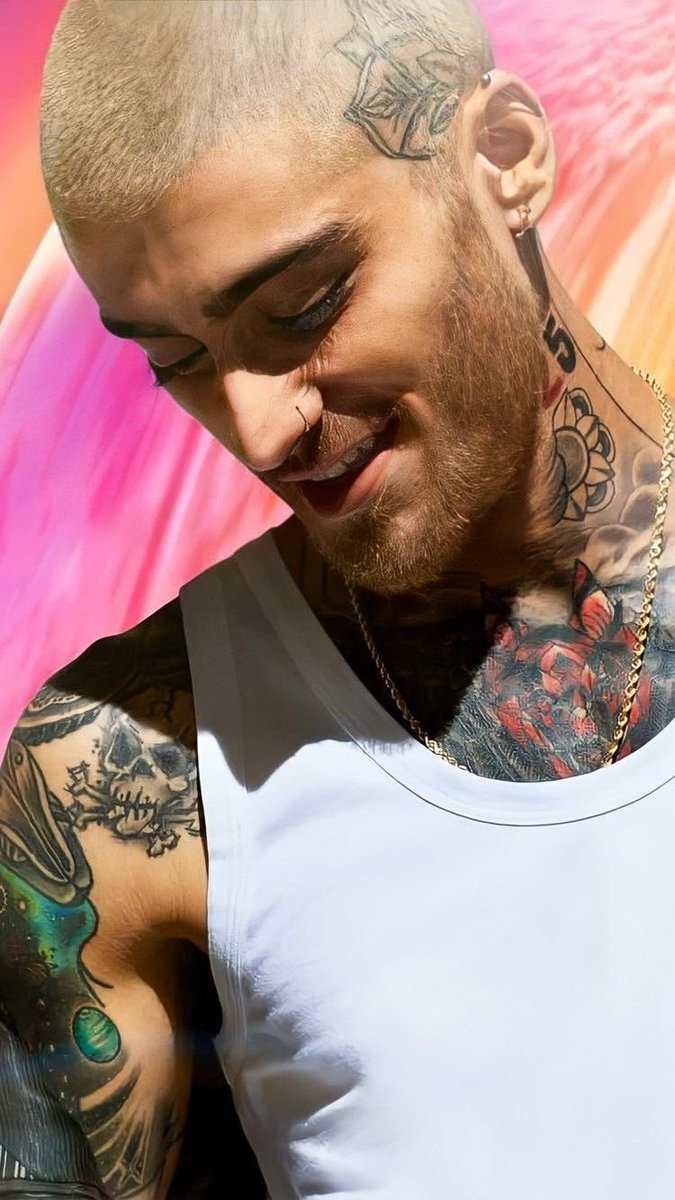 hourly zayn malik 𓊍💎 (@zaynmhourly) on Twitter photo 