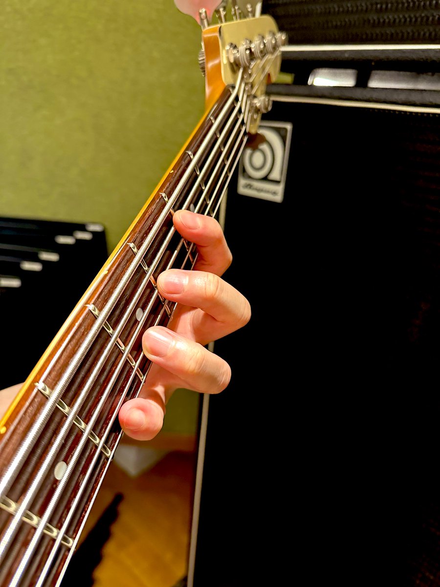 明日11/2(土)は久しぶりのBabyDollSymphony3マン宴です！
我々の降臨は18:10予定で50分ステージ！
雨予報だけど老いに負けず全力で楽しみたいと思うので遊びに来ていただけたら嬉しいデス😈🫶
◆来場チケット：passmarket.yahoo.co.jp/event/show/det…
◆有料配信：
twitcasting.tv/c:crescendo_li…
よろしくお願いします！