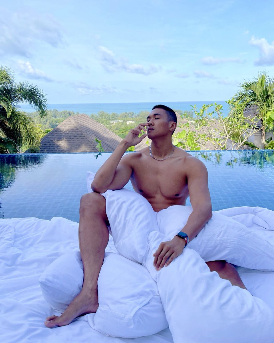 World Rainbow Hotels tweet media