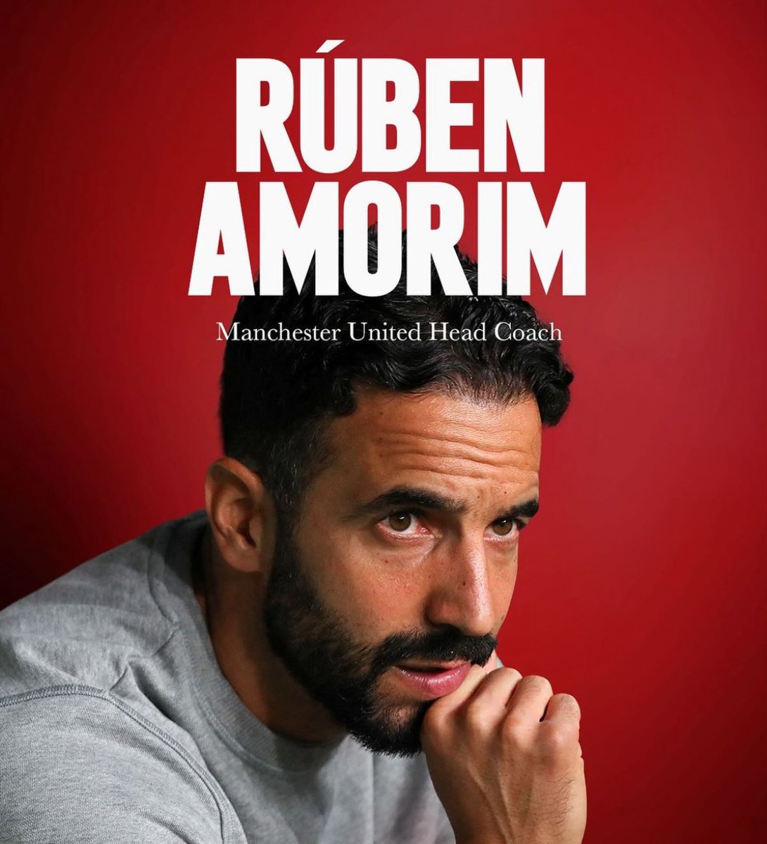 Plettigoal's tweet photo. Official | Manchester United have appointed Ruben #Amorim as their new manager ✔️

The 39y/o has signed with #MUFC until June 2027, with a club option for an additional year, and will join the club on Monday, November 11.

Ruud van Nistelrooy will continue to manage the team until Amorim arrives.

@SkySportDE 🇵🇹