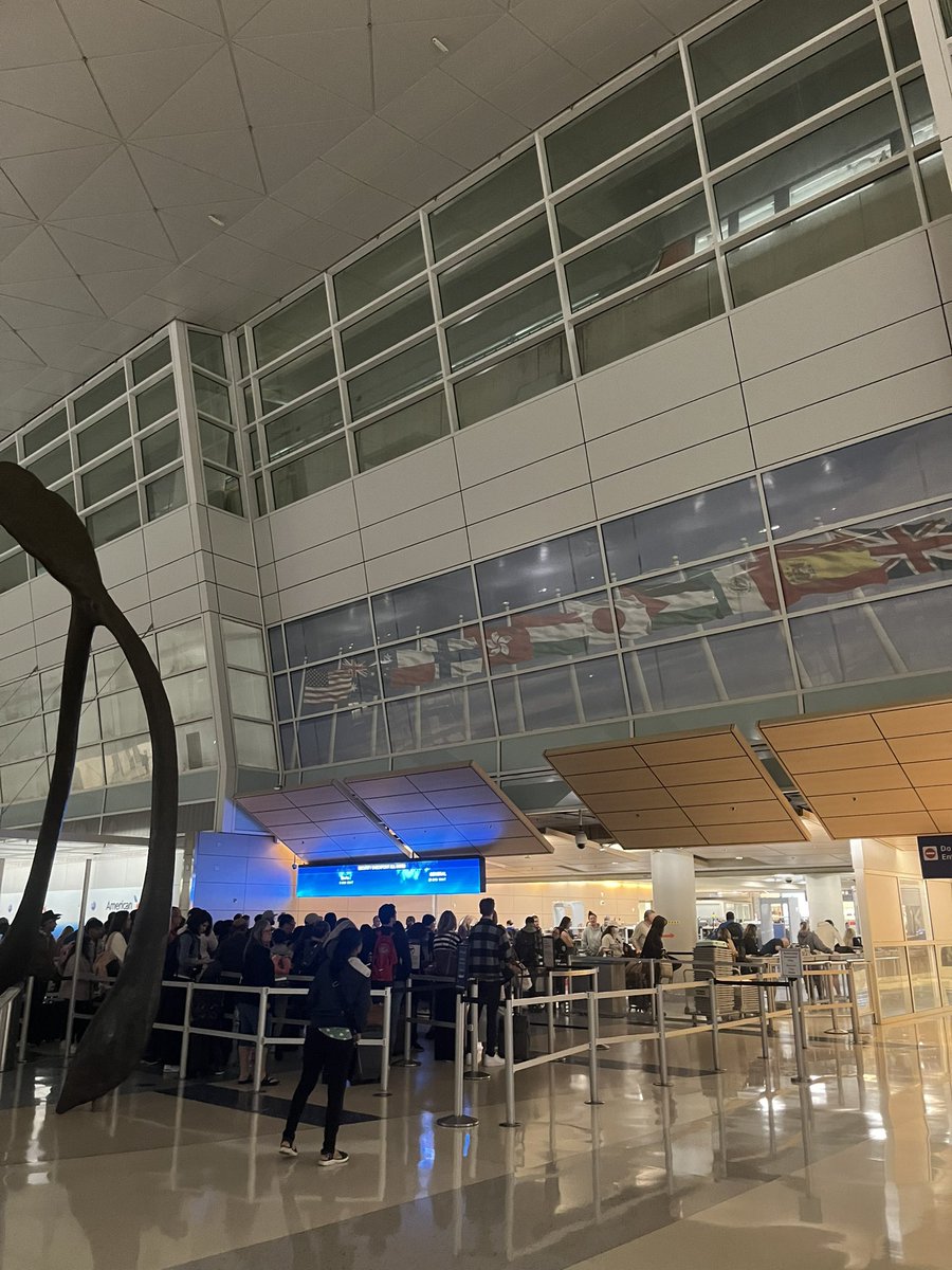 livegun23's tweet photo. Due to weather and unexpected mechanical issues, my flight got delayed and I couldn’t make it to Korea yesterday. Seems like I’m stuck in Dallas for 2 days. Here’s another try and hope there’s a seat available for me this morning!!! https://t.co/5q8yxnB5l7