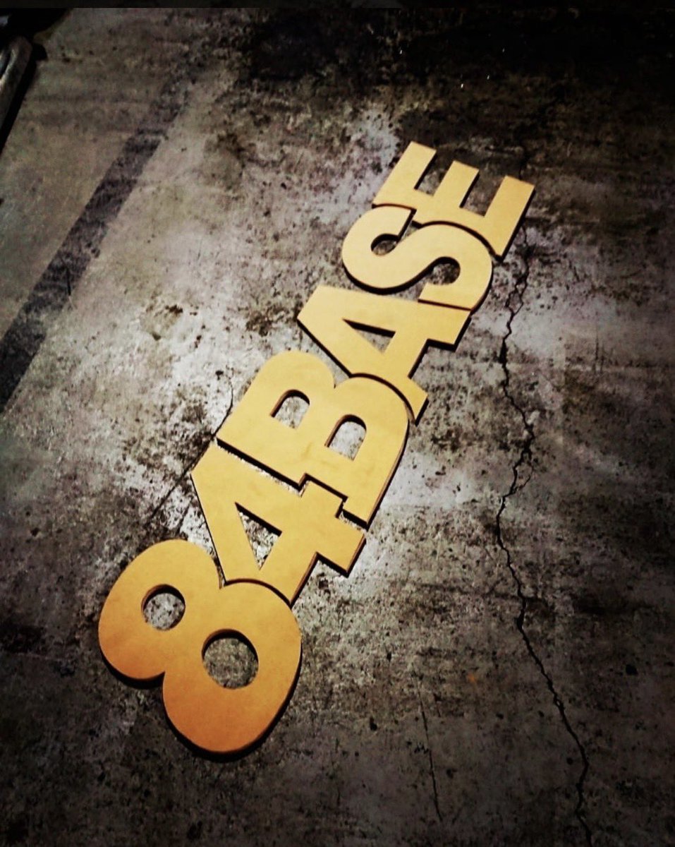 HangOut_2023's tweet photo. 今回協力して下さるショップ様の紹介をさせて頂きます！

84BASE Motor Works(ショップ)

新潟市西区に店舗を構える県内唯一のフォルクスワーゲン大好き店の84BASE様がデモカーを展示してくれます！
当日はHot Wheelsの販売もあります🚗

#84BASE
#HungOut 
#ハングアウト https://t.co/iweILihYCR