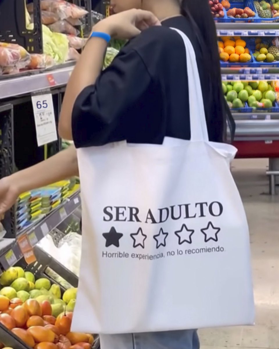 InBrandLove's tweet photo. 😎 ¿Cuál ha sido tu mayor y mejor
experiencia y cuál no recomiendas?😱 
Solicita tu bulto en canva y haz
de la vida un storytelling.
Whatsapp: 849.360.3666
-
#inbrandlove #totebag https://t.co/ccWf5aaUB9