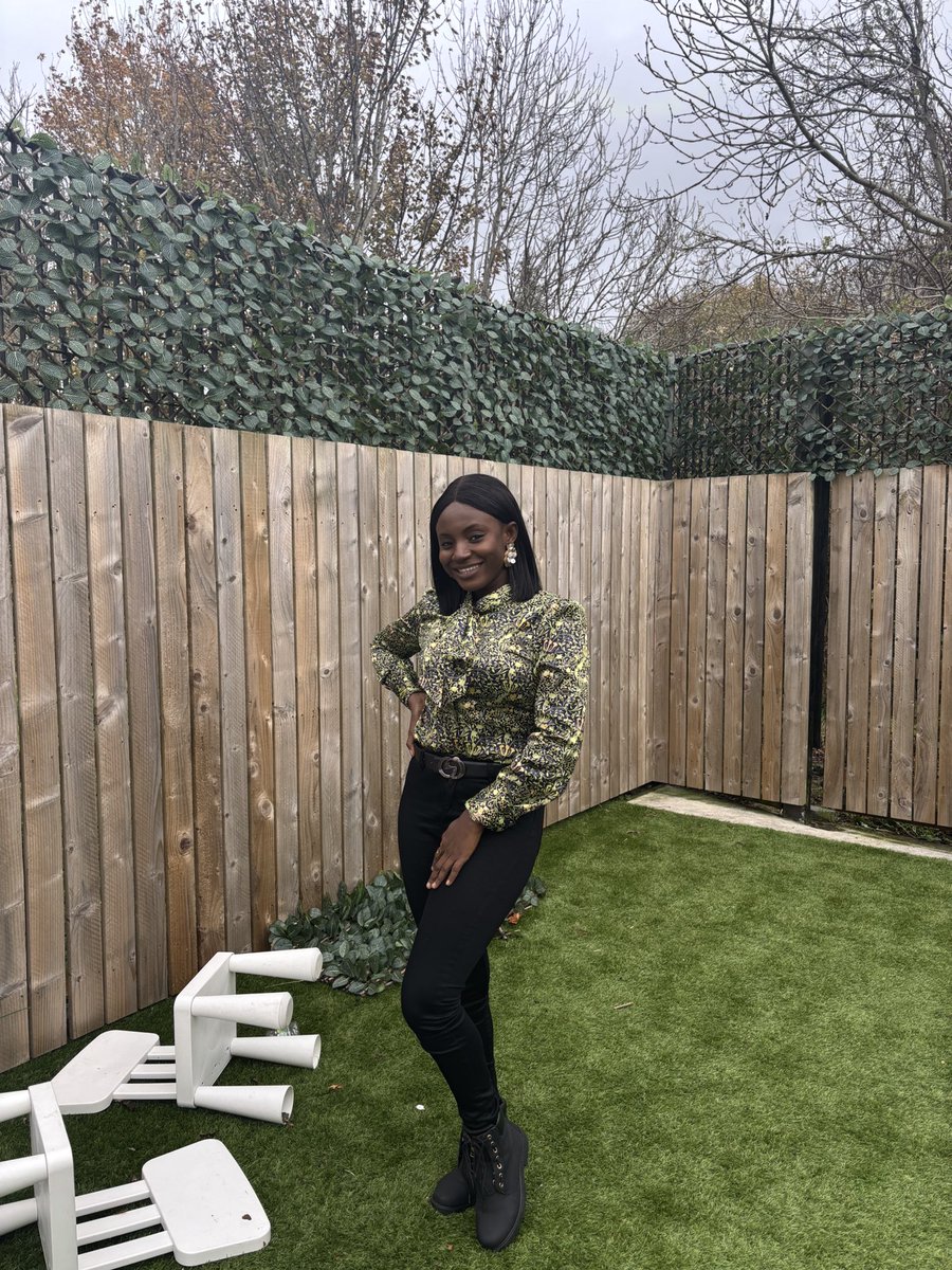 ucheblessing227's tweet photo. Happy new month ❤️ https://t.co/qmzkkCysXO