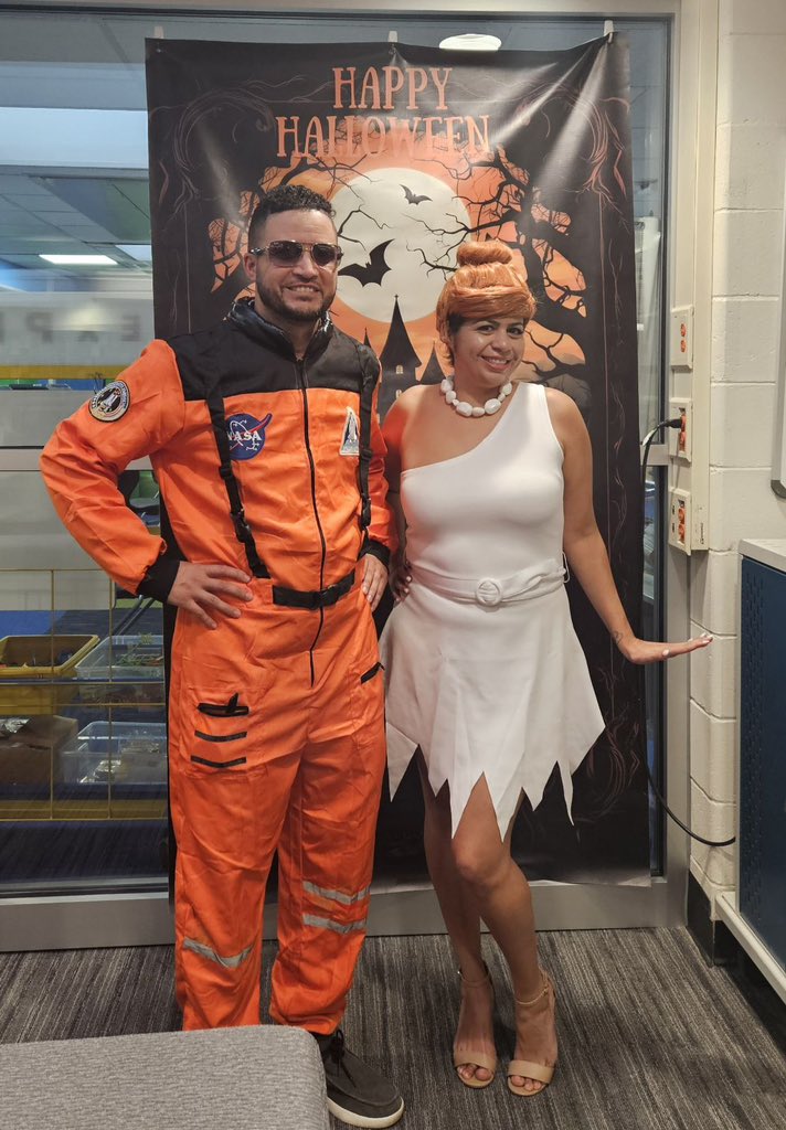 MrAppelbaumLMS's tweet photo. More Halloween 👻 🎃 Happenings in the library https://t.co/rdBmo3N3sI