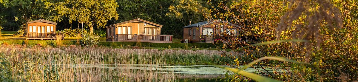 Amazing offers on our holiday homes right now incl. 40"flatscreen thrown in!
 £1,000's off for half term only - hurry or you'll miss it! discoverparks.co.uk/holiday-homes/…
