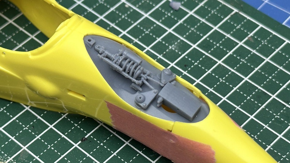 f2_design's tweet photo. タミヤ「ロータス107用フロントサスペンション改造お助けセット」製作中。まもなくラインナップに追加の予定。 https://t.co/fVuNtAZHKK