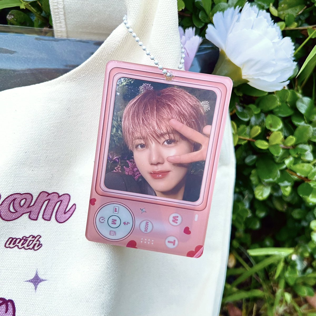 njmMYjaem's tweet photo. Na Jaemin 2024 birthday project by njmMYjaem
24 Petals with Jaem Donation Kit Preview

— Acrylic Card Holder

#24PetalswithJaem
#BloomIntoMYjaem https://t.co/syk3kH7K1E