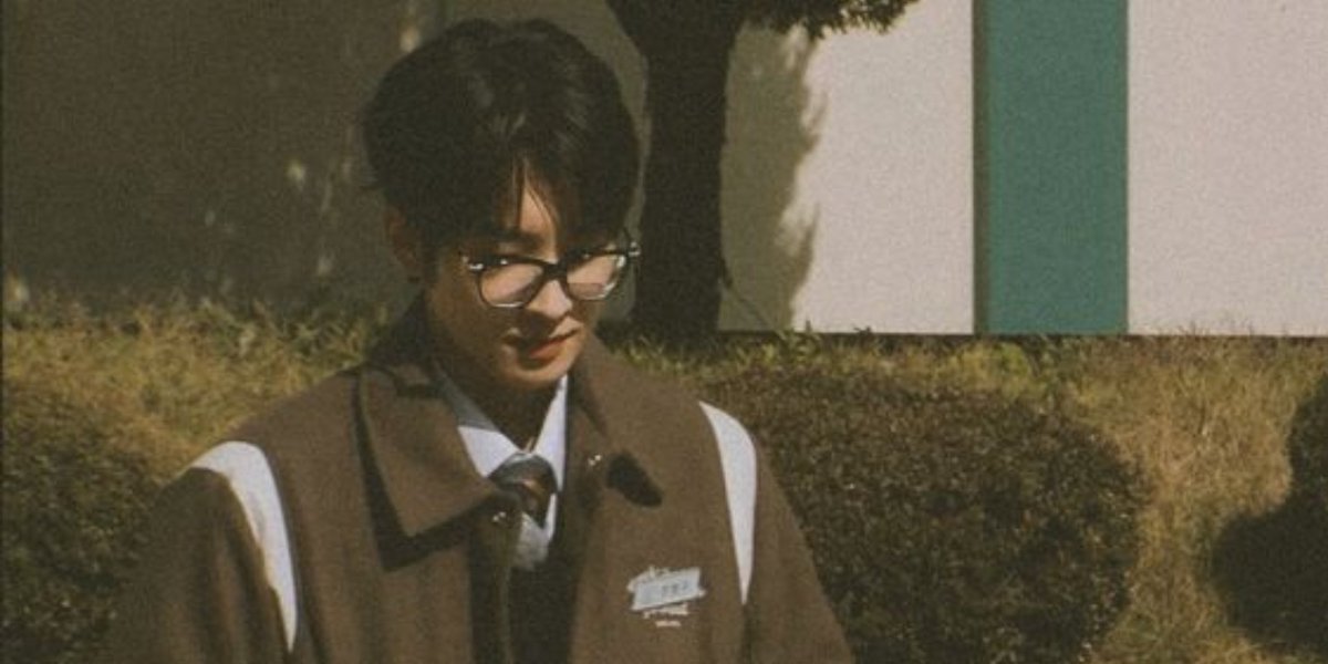 wonmisseo's tweet photo. used to be mine
a #minwon au

bound by an arranged marriage for their family’s business, jorien (ww) and dashiel (mg) eventually filed for divorce. to let the news die down, jorien moved to another country—only to return with a surprise: a child whom dashiel suspects is his son. https://t.co/JbmLJ9A5D9