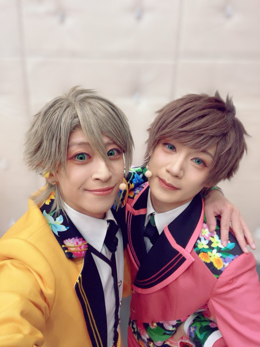 tmr_akzw's tweet photo. フォーライ本日もベリサンでした♡

楽しすぎない！？

#エーステ
#フォーライ https://t.co/35mmCx28VP