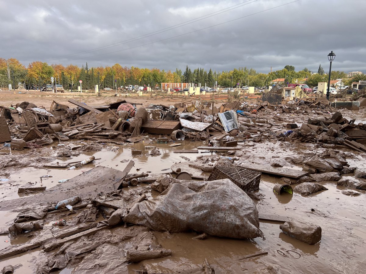 rodriguezcdavid's tweet photo. Los innumerables e impresionantes destrozos de la DANA en #Utiel: https://t.co/E7iPEiVmbj