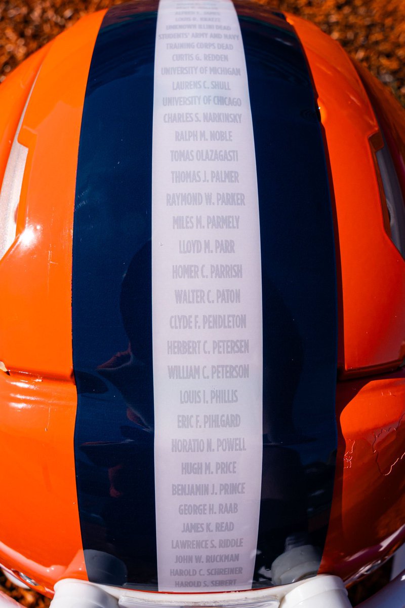 BarstoolILL's tweet photo. The equipment team has spoiled us all year with these helmets 🔶🔷

Another great addition and awesome tribute for the Military Appreciation Game 🇺🇸 https://t.co/bE0btAOiGm