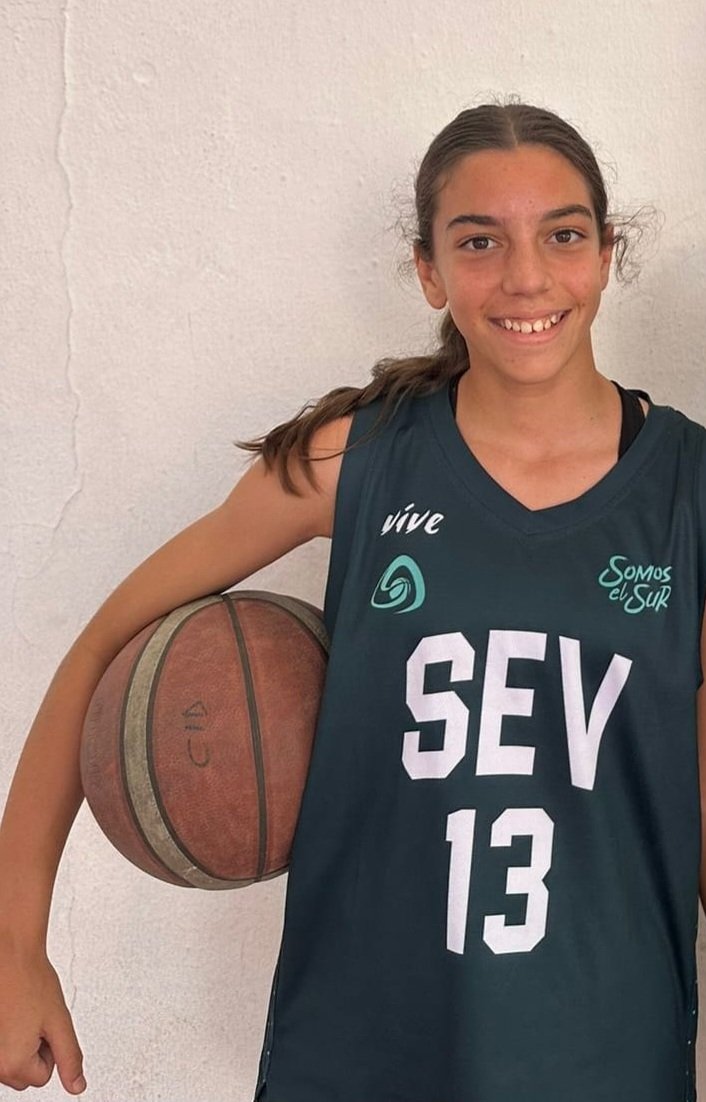 Hoy empieza para nuestra Maria Angulo de Pablos otro campeonato de selecciones <a href="/FAB_Andaluza/">Federación Andaluza de Baloncesto</a> representando  a <a href="/SevillaFaB/">FAB Sevilla</a> en el #A8IF2024 Todos deseamos que disfrute y compita tanto como en los anteriores. Todos contigo canija. #SomosCIA <a href="/ColeMontaigneSe/">Colegio Montaigne Sevilla</a>