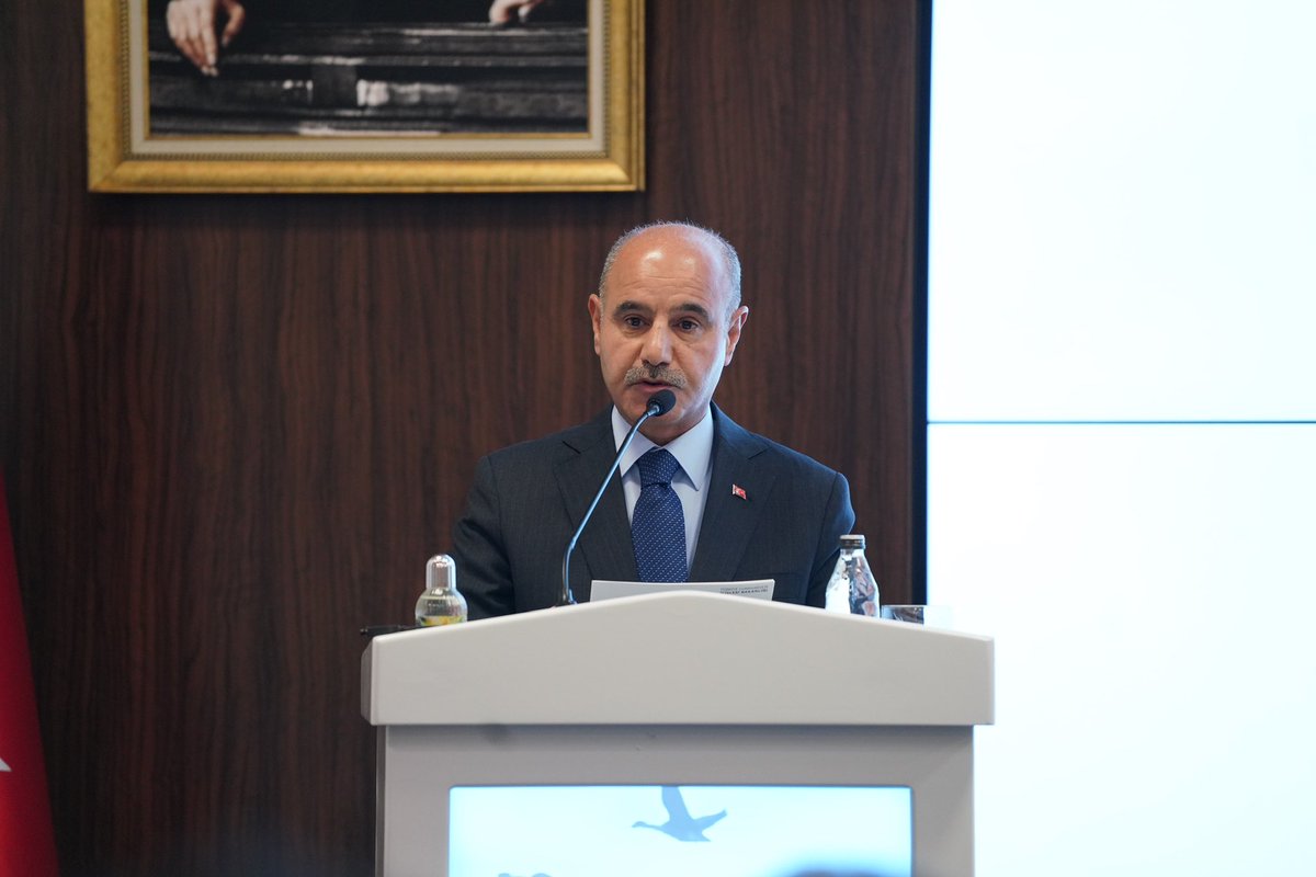 Gocidaresi's tweet photo. Göç İdaresi Başkanlığımız ve Polis Akademisi Başkanlığı ile Koç Üniversitesi Göç Araştırmaları Uygulama ve Araştırma Merkezi tarafından düzenlenen ve iki gün sürecek olan III. Uluslararası Göç Konferansı başladı.

📍Göç İdaresi Başkanlığı https://t.co/3dG238iaOz