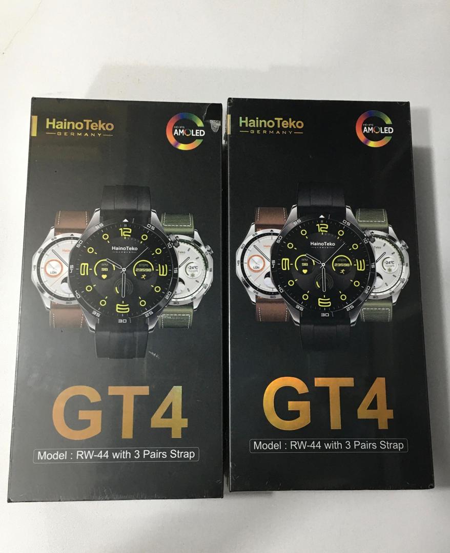 SmartLaptopLtd's tweet photo. Smart Watch Hainoteko GT4
•AMOLED Display Screen✅3 Pair Straps✅For Men &amp; Boys Waterproof ✅Battery 7 Days ✅Bluetooth Calling ✅Multiple Sports Mode ✅Health Monitoring Features✅At 180,000Ugx Tel:+256775225960 +256700293799 for  Details https://t.co/yzIHAhgdLA
