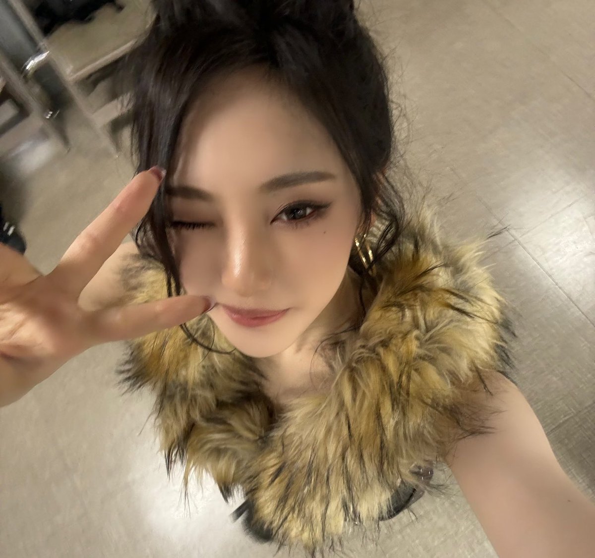 🌸 (@yizhuo1st) on Twitter photo 