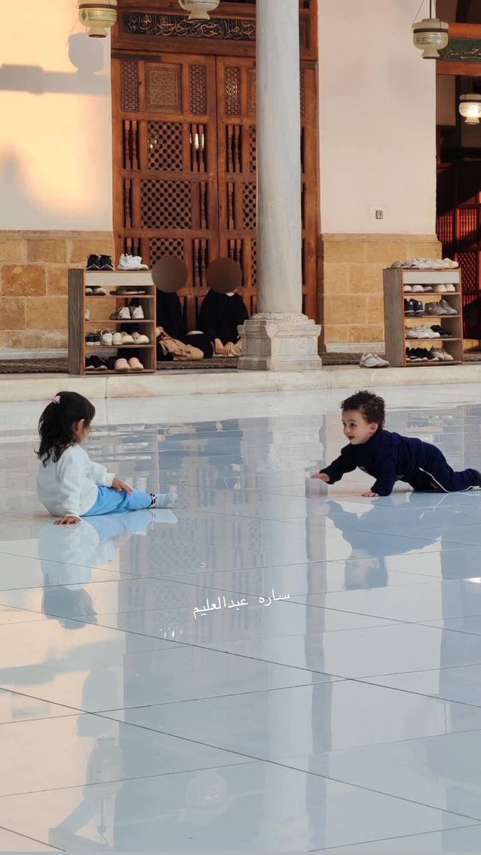 ﴿  رَبَّنَا هَبْ لَنَا مِنْ أَزْوَاجِنَا وَذُرِّيَّاتِنَا قُرَّةَ أَعْيُنٍ وَاجْعَلْنَا لِلْمُتَّقِينَ إِمَامًا﴾