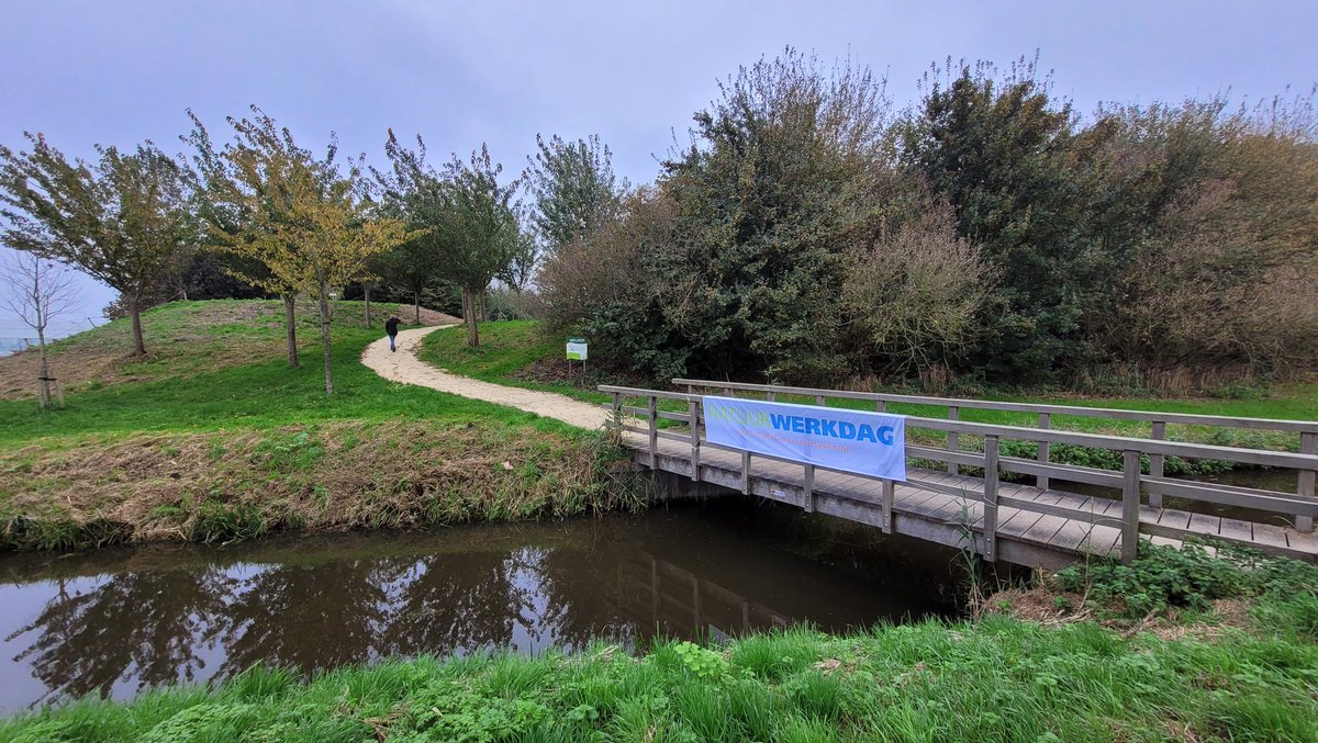 Morgen. Natuurwerkdag.
9:30 op De Bult. 💪🏼
<a href="/NatuurwerkdagNL/">Natuurwerkdag</a>