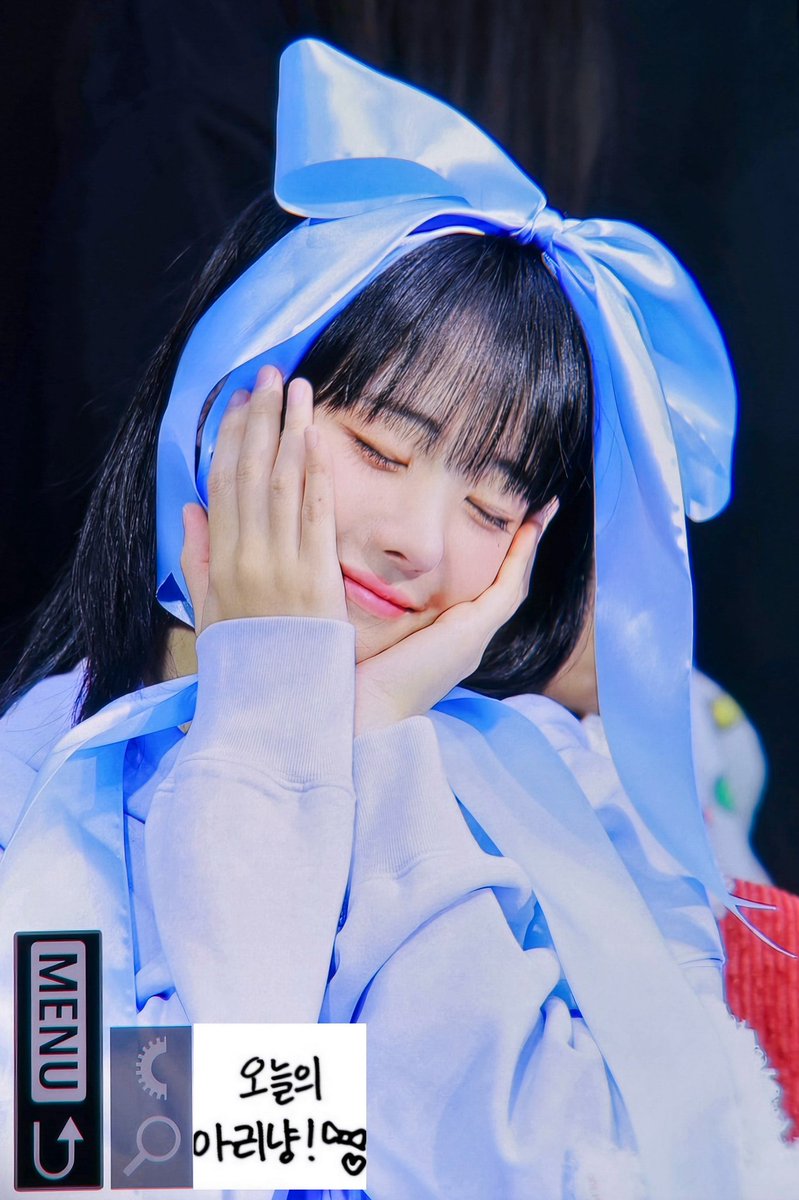 241101 대면 팬사인회 pre #히나 💙

선물은 (히) 나야 💝🎁🩵

#QWER #냥뇽녕냥 #HINA #ひな
#장나영 @hapycb https://t.co/DPuSi3mozD