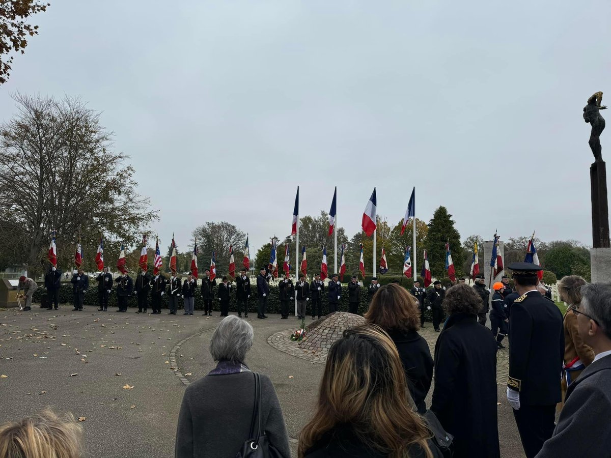 PJakubowicz's tweet image. « A nous le souvenir, à eux l’éternité » 🇫🇷

Emouvante cérémonie d’hommage du Souvenir Français aux #soldats et #résistants morts pour la #France et la libération de #Strasbourg à la Nécropole nationale de #Cronenbourg. 

#toussaint