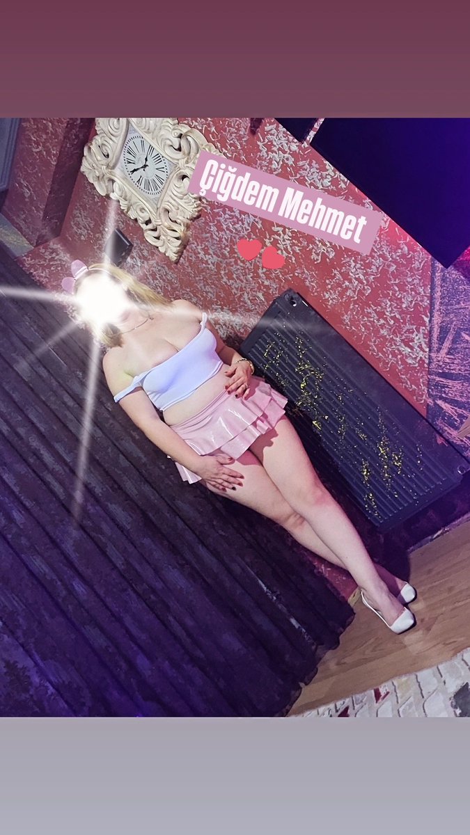 cigdem06mehmet's tweet photo. Yine #aylardan Kasımmm...🍂 #Kasım'da #aşk başkadır”derler, #umarım bu ay #kalbinize #sevgiyle dokunur...❤️❤️
#sevgi dolu #günlere...🥰🥰 https://t.co/83Gfhwt3XN