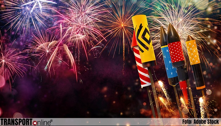 Politie slaat grote vuurwerkslag in Bommelerwaard