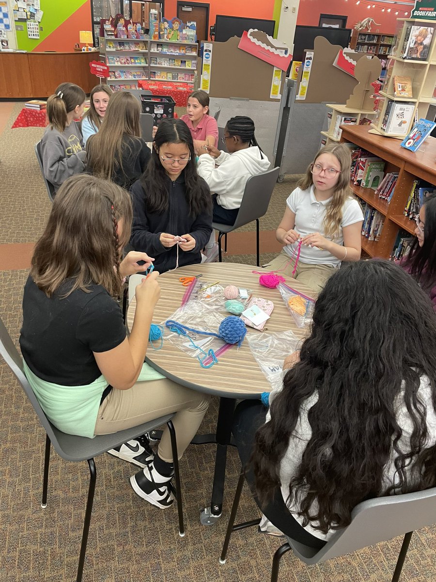 CHMS_Library's tweet photo. 🚨📚 Shoutout to our amazing crocheting club in the library! These middle schoolers are absolutely killing it with their creativity! 🧶✨ They’re turning yarn into art. Who knew our library could be this crafty? Keep it up, team! 🎉 #CrochetClub #LibraryLegends #rocksolid https://t.co/lynfwyI9gD