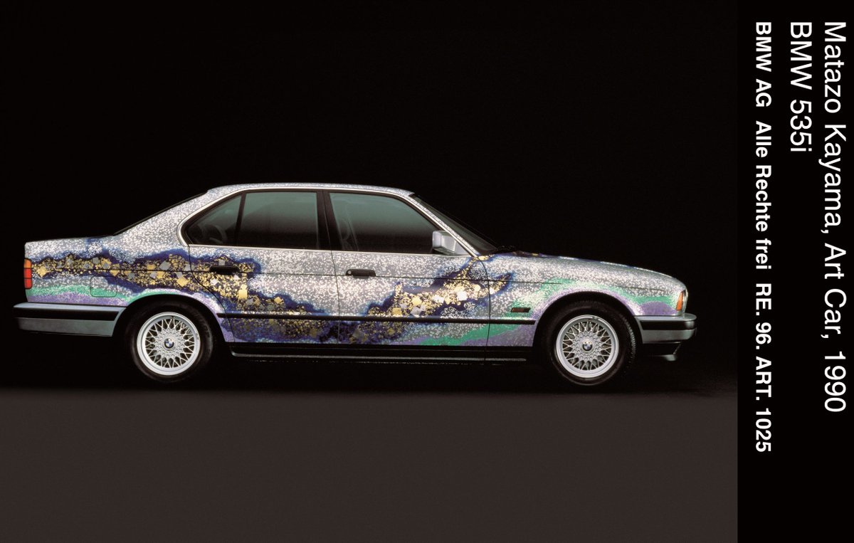 taktwi's tweet photo. 麻布台ヒルズ『FREUDE by BMW』にて、日本画家・加山又造氏が1990年に手掛けた「BMWアート・カー」が11月8日より期間限定で一般公開されます。https://t.co/vTMTrNCI7Y　これまで20名の世界中の名だたるアーティストたちがBMWアート・カーに関わっていますが日本人は加山又造氏のみです。 https://t.co/Zt659joKPv