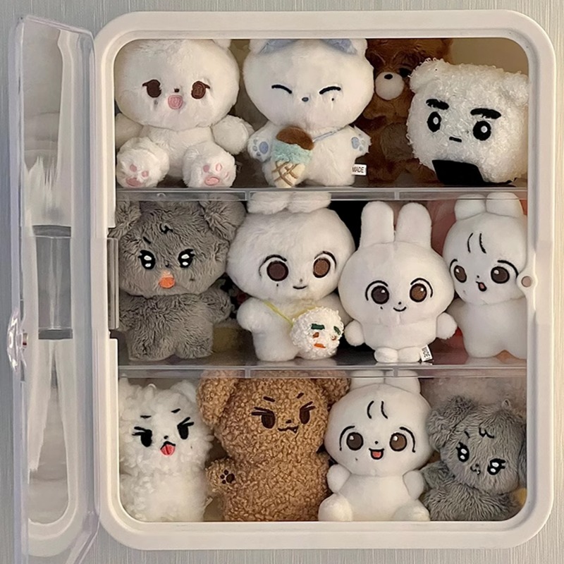 flup_store's tweet photo. 요즘 제일 잘한 소비...
인형들이 한자리에 모여 있으니까 방 분위기가 너무 좋아졌어요 🧸
투명 커버 있어서 먼지도 안 쌓이고, 보기만 해도 기분 좋아짐ㅎㅎ
🔗 https://t.co/VFDrm3ohaa