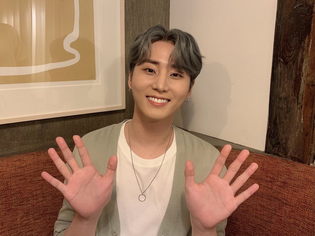 srhyIyk's tweet photo. 내가 좋아하는 영케이 ( ⸝⸝⸝ᓀ .̫ᓂ⸝⸝⸝ ) https://t.co/2apVUFwuOK