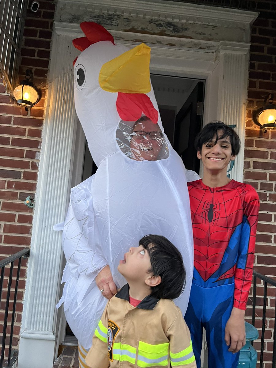 We had a great Halloween and continued the tradition of our neighbor Sheila being the first door we knock on!