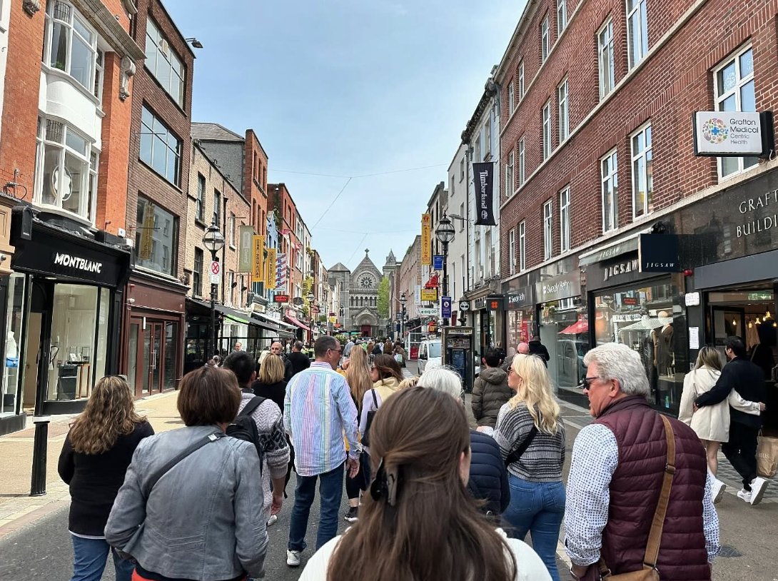 deliciousdtours's tweet photo. Hello, November! 🍂 It’s our final month of tours for the season. Don’t miss your chance to eat your way around Dublin with us! #DublinFoodTour #LoveDublin https://t.co/OxPDmOKVpi