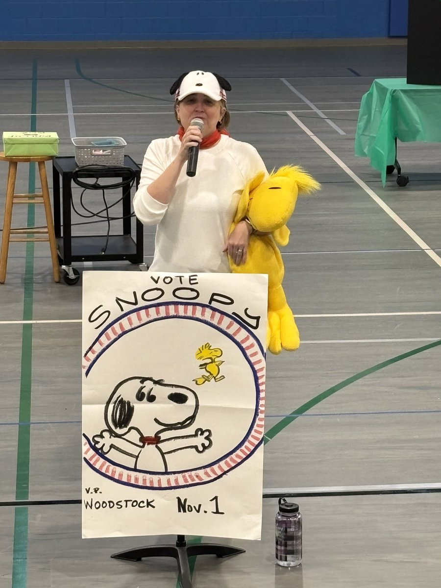 fssdPGES's tweet image. Our mock election is underway! Will students vote for Garfield or Snoopy after the debate? #makinglearningfun