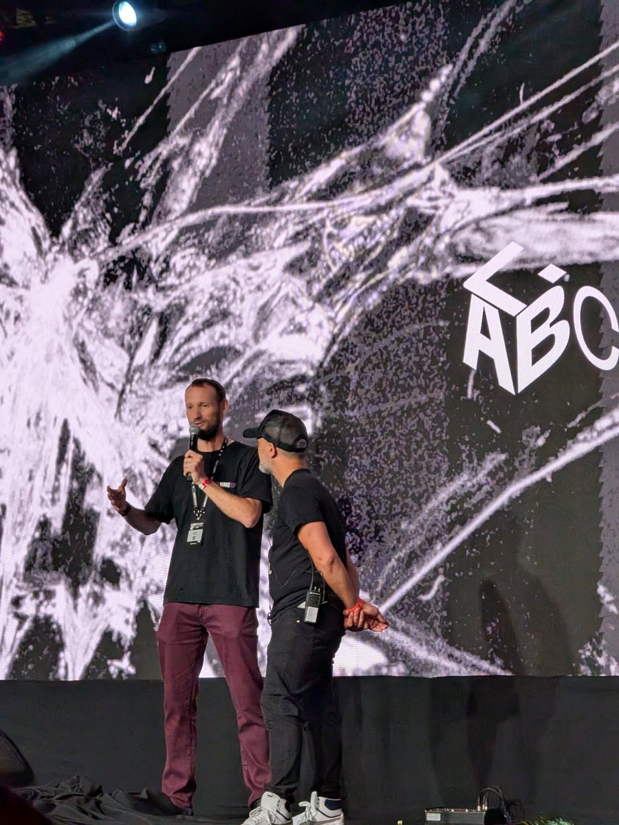 今までの自称サトシナカモトを集めたハロウィンパーティーwww