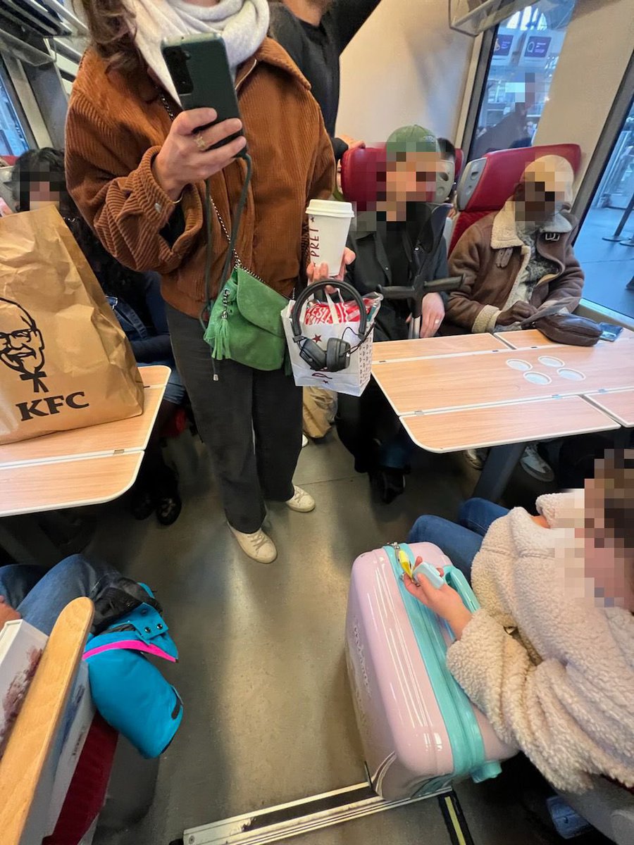 Aymeric Caron tweet media