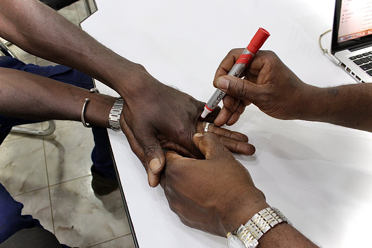 BiomexD's tweet image. 🌟 Ensemble, faisons briller l’espoir et ouvrons la voie vers un nouveau départ. 🚀

Libérez votre potentiel, une innovation à la fois.  

#Solidarité #DBiomex #GroupeDiakitéRobotics #DiakiteRobotics #InnovationPourTous #Prothèses #CampagneRSE